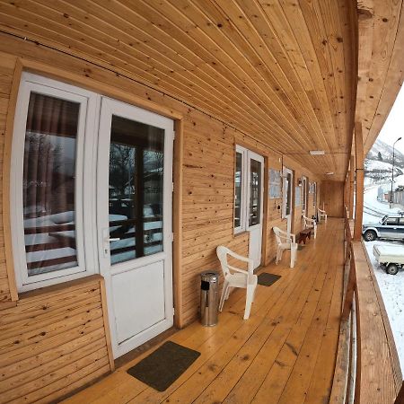 Girgola Bed & Breakfast Mestia Luaran gambar