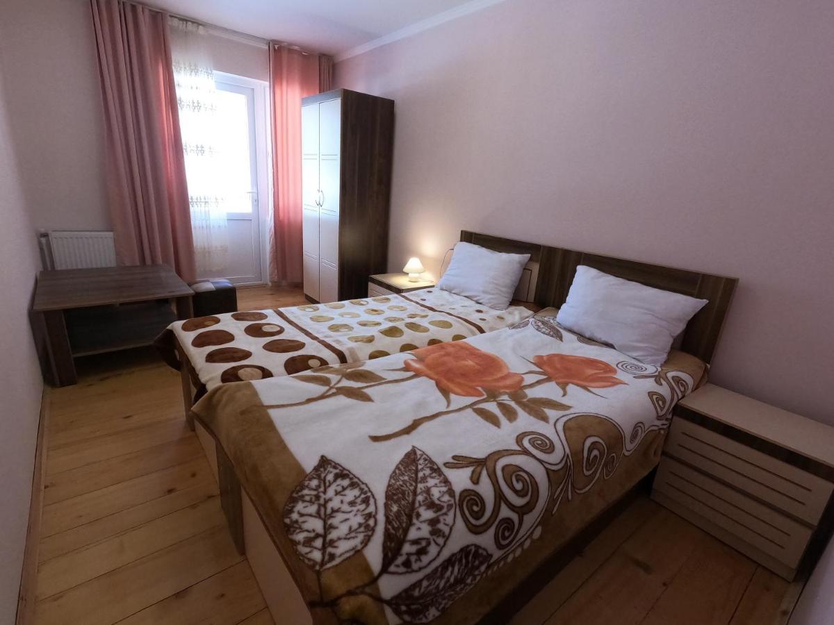 Girgola Bed & Breakfast Mestia Luaran gambar
