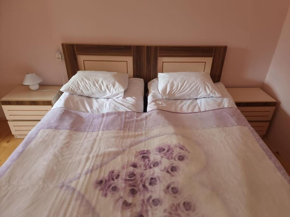 Girgola Bed & Breakfast Mestia Luaran gambar