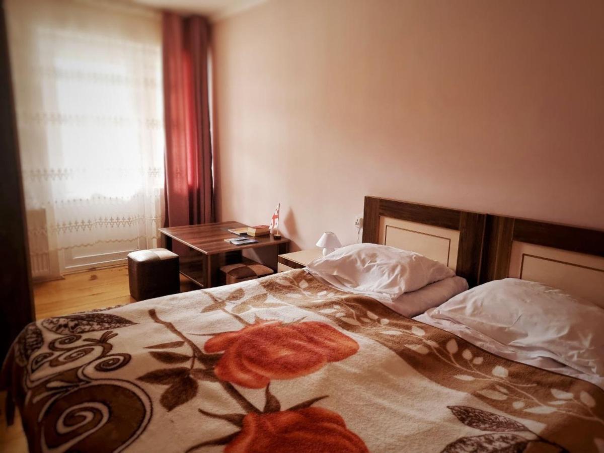 Girgola Bed & Breakfast Mestia Luaran gambar