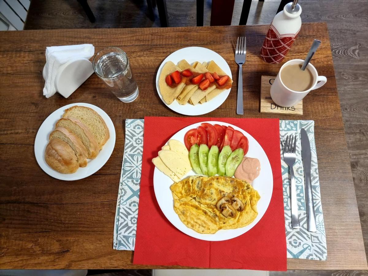 Girgola Bed & Breakfast Mestia Luaran gambar