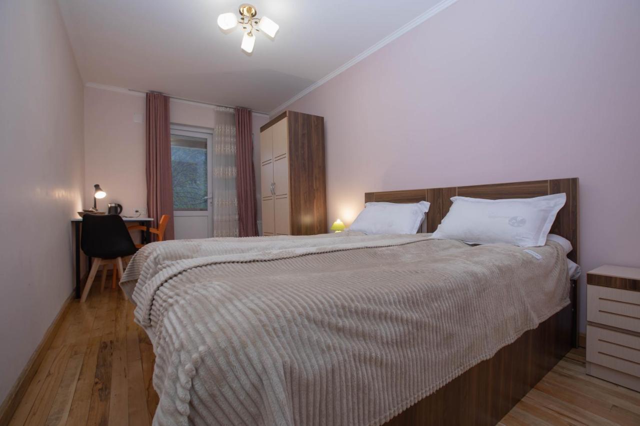 Girgola Bed & Breakfast Mestia Luaran gambar