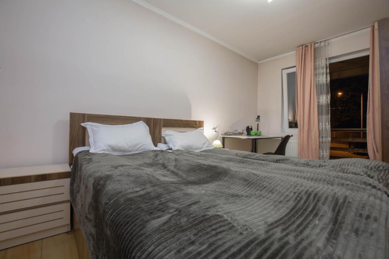 Girgola Bed & Breakfast Mestia Luaran gambar