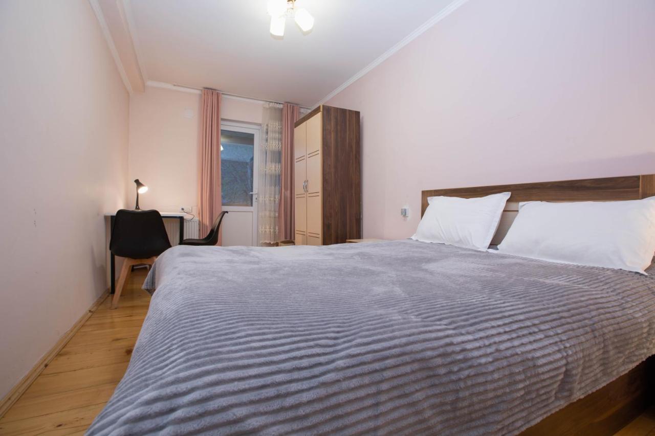 Girgola Bed & Breakfast Mestia Luaran gambar