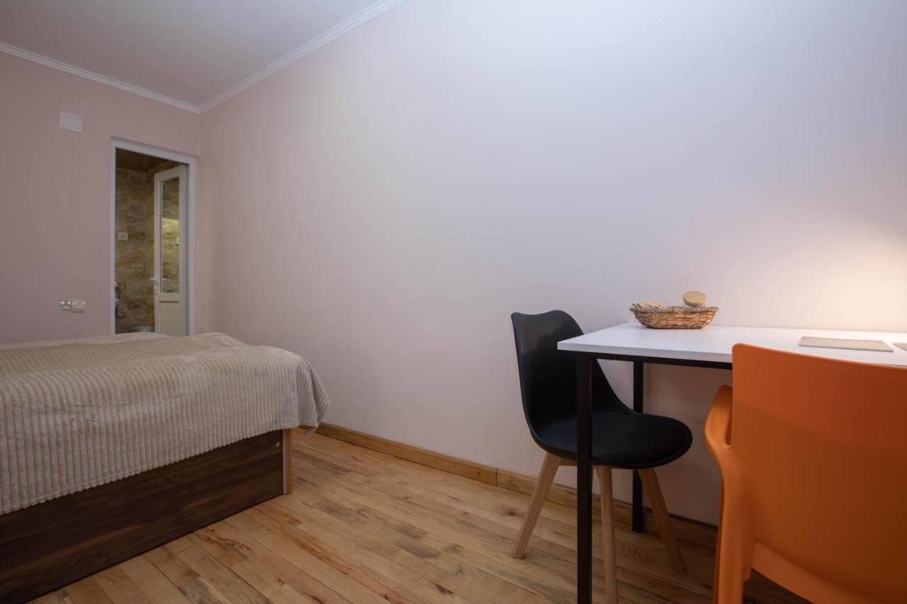 Girgola Bed & Breakfast Mestia Luaran gambar